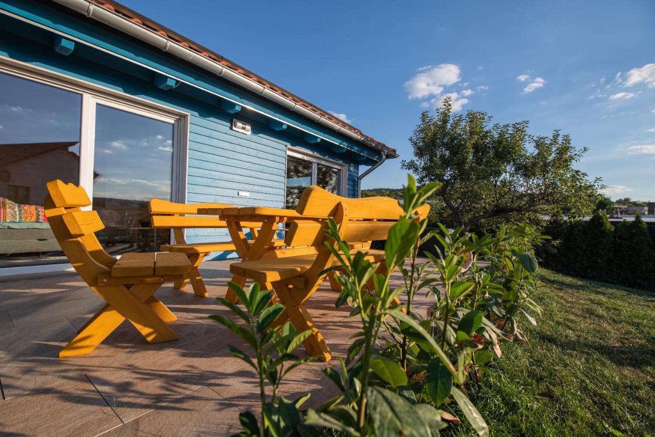 Blaues Ferienhaus แวร์นิกโกโรเดอ ภายนอก รูปภาพ