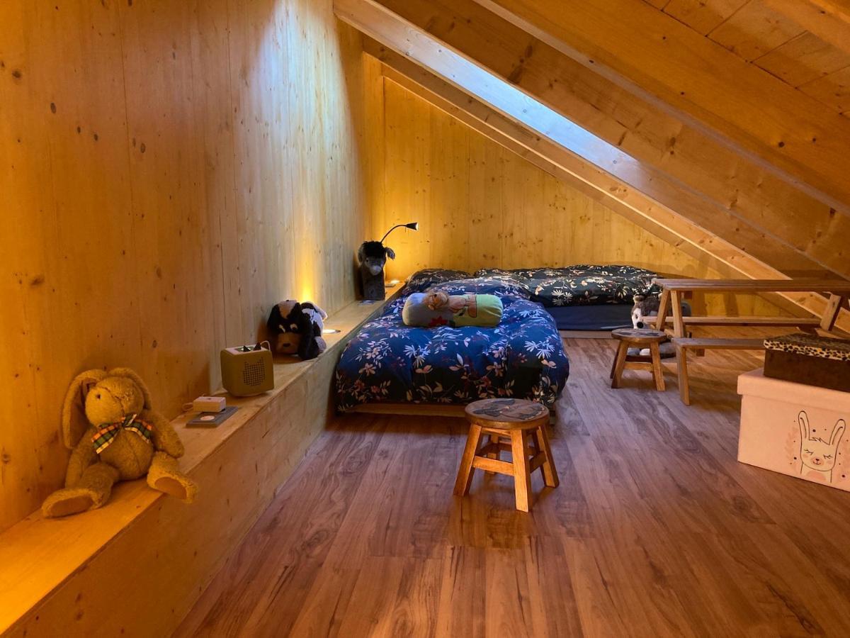 Blaues Ferienhaus แวร์นิกโกโรเดอ ภายนอก รูปภาพ